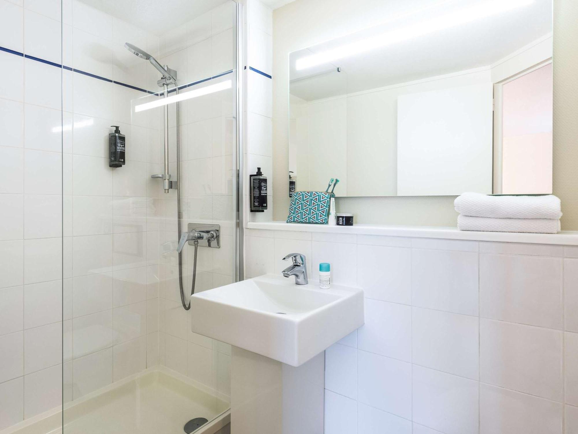 Ibis Budget Villefranche Limas Εξωτερικό φωτογραφία