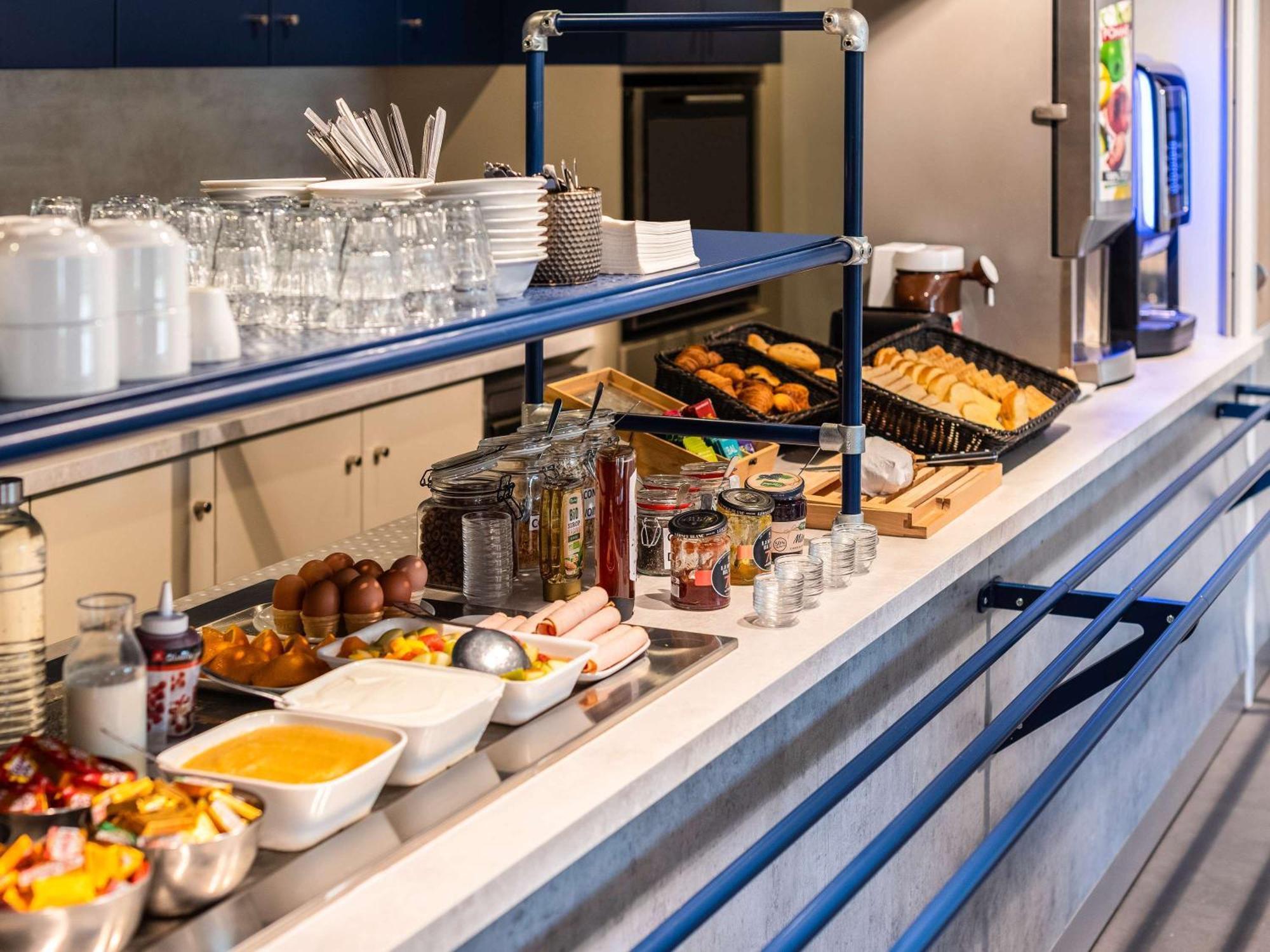 Ibis Budget Villefranche Limas Εξωτερικό φωτογραφία
