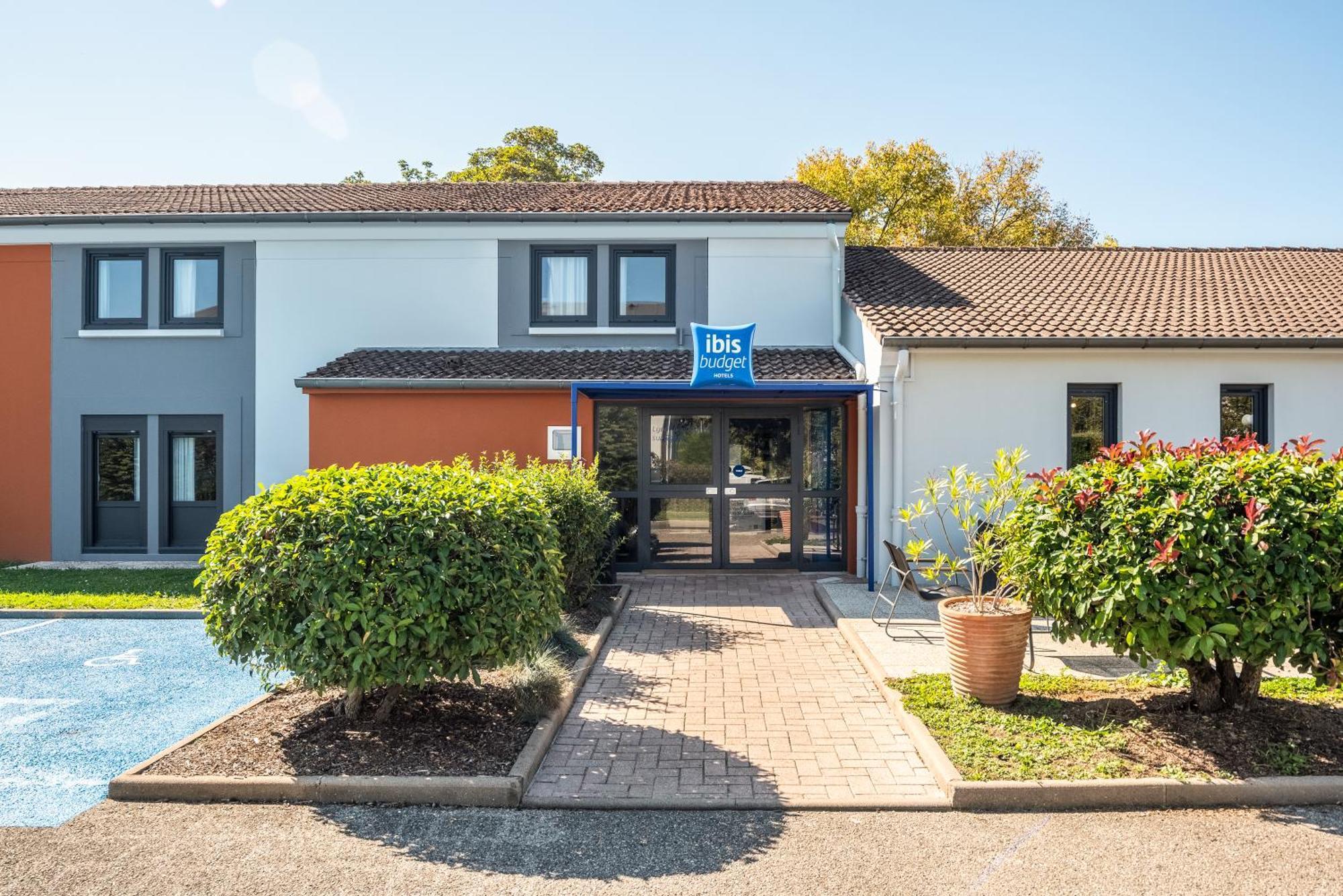 Ibis Budget Villefranche Limas Εξωτερικό φωτογραφία
