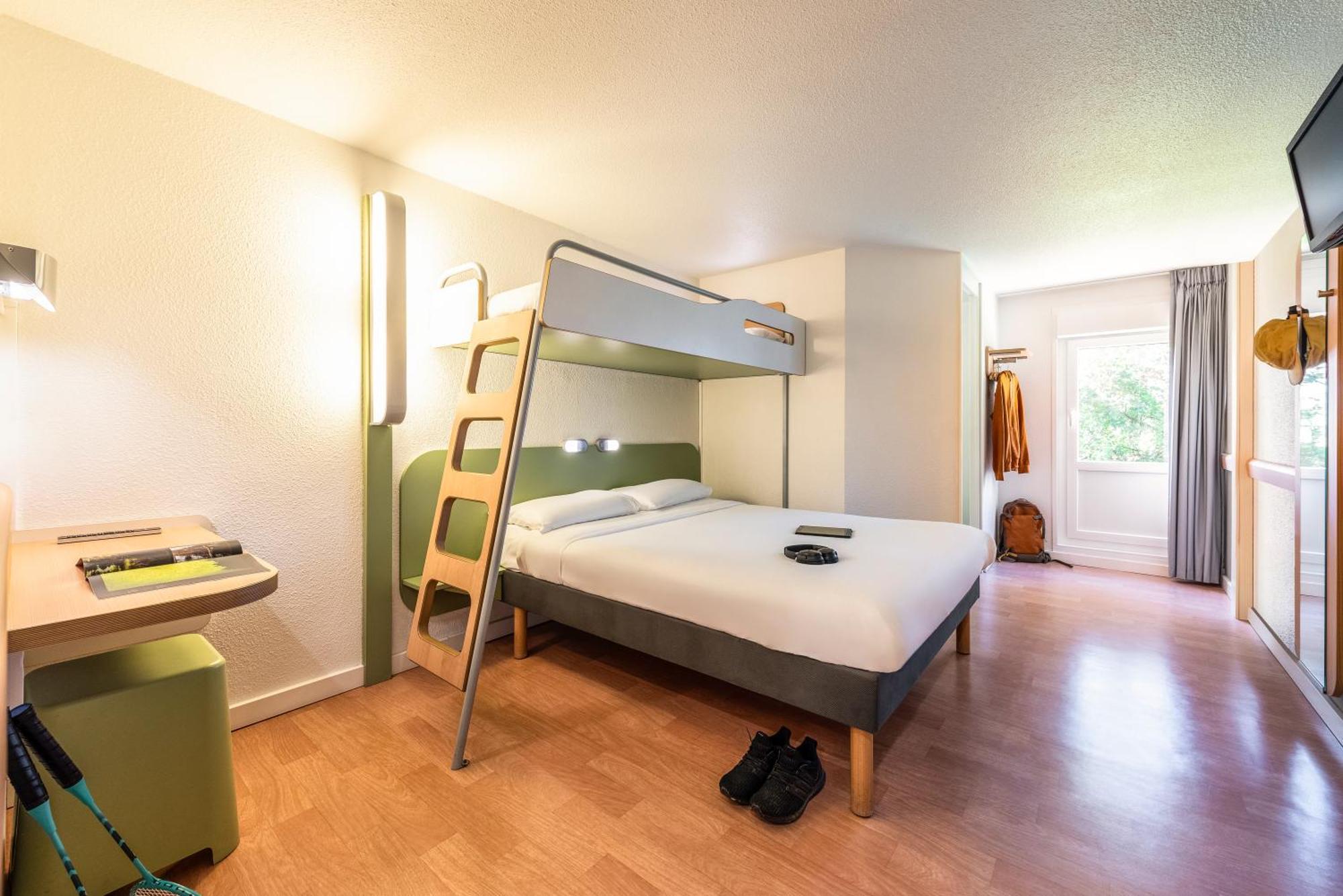 Ibis Budget Villefranche Limas Εξωτερικό φωτογραφία