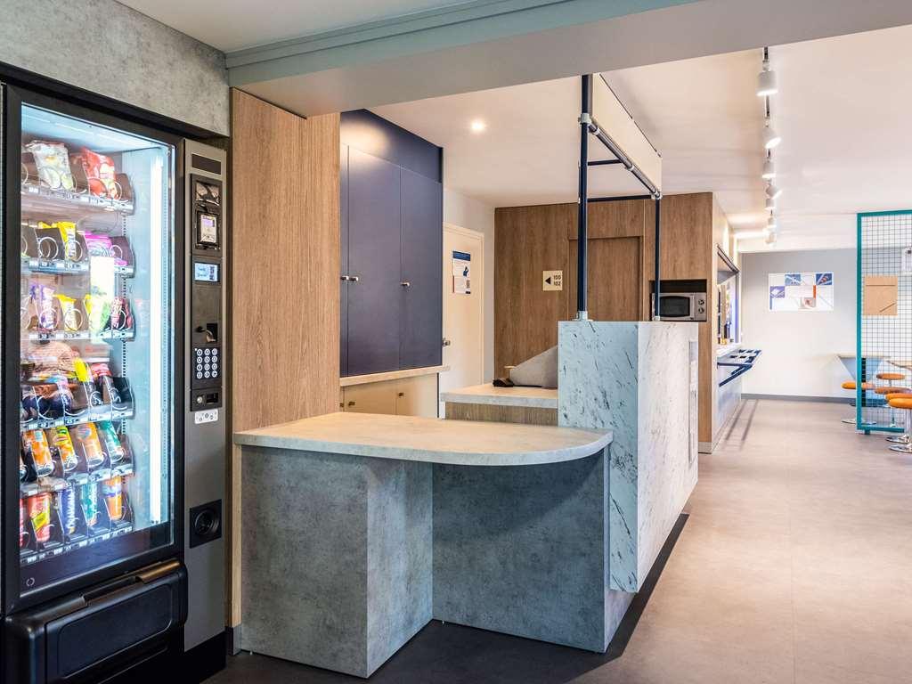Ibis Budget Villefranche Limas Εξωτερικό φωτογραφία