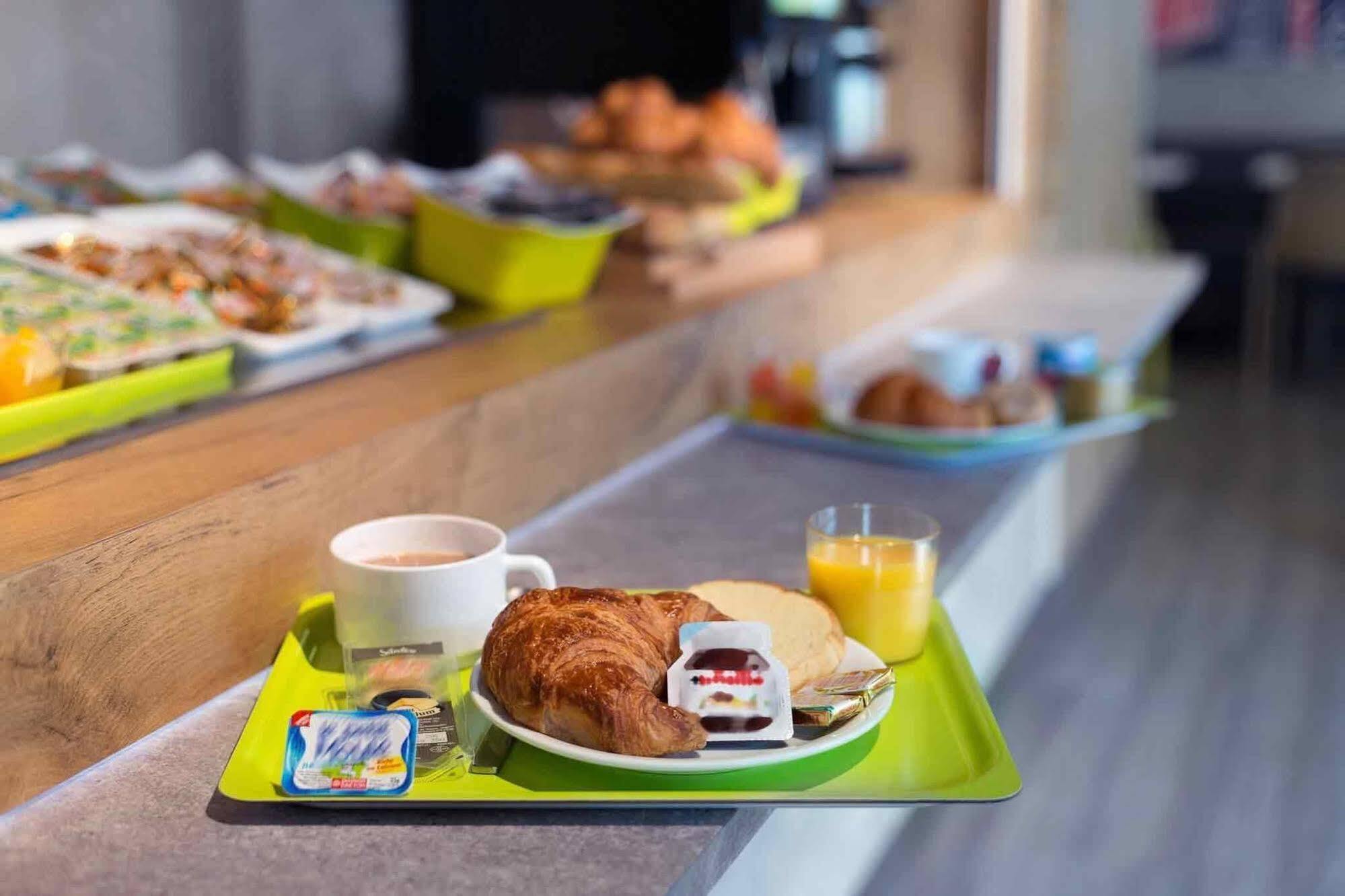 Ibis Budget Villefranche Limas Εξωτερικό φωτογραφία